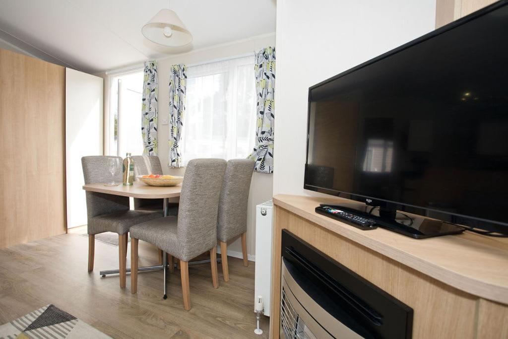Saint Leonards Luxury Holiday Retreat Set Within Oakdene Forest - Park Activities Pass Included Free! מראה חיצוני תמונה